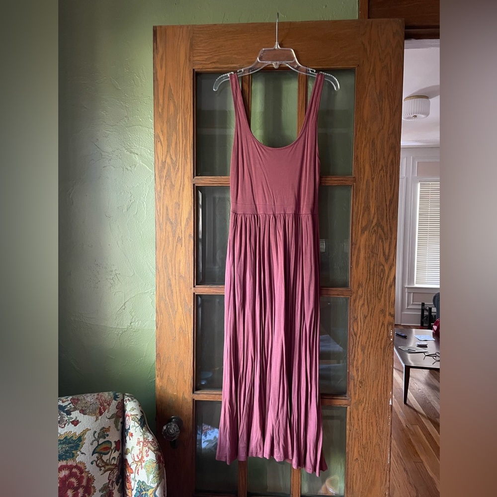 ❤️ Aritzia market midi dress